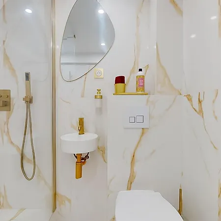 Romantique Avec Jacuzzi Apartmán