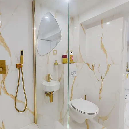 Romantique Avec Jacuzzi Apartmán Pontault-Combault