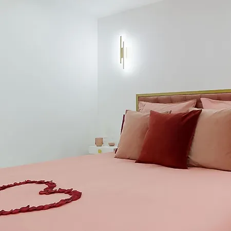 Apartment Romantique Avec Jacuzzi