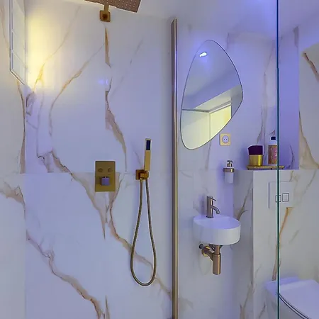 Romantique Avec Jacuzzi * Pontault-Combault