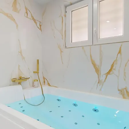 Romantique Avec Jacuzzi