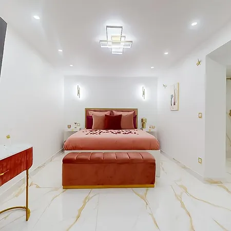 Romantique Avec Jacuzzi Apartmán *