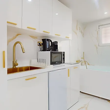 Apartmán Romantique Avec Jacuzzi Pontault-Combault